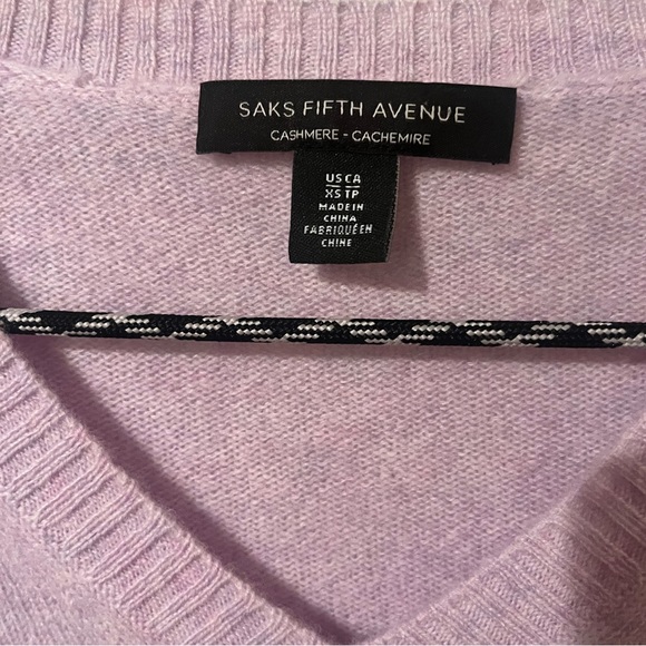 New W/O tags: Lilac Saks 5th Ave Cashmere sweater - Picture 2 of 3